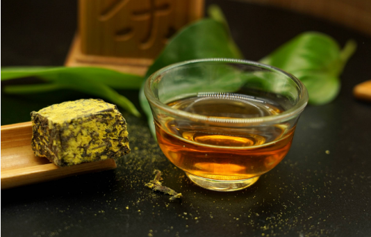 茯茶和普洱茶有什么区别（生普洱茶属于什么茶类）