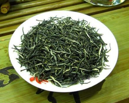 信阳毛尖的功效有哪些（信阳毛尖的功效与作用）