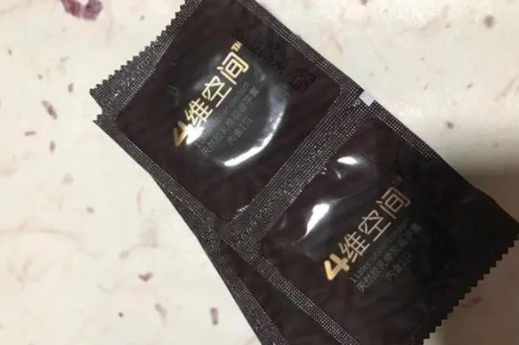 用过的避孕套被发现（用过的避孕套被发现了怎么办）