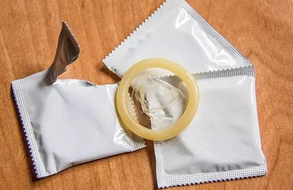震动棒需要用避孕套吗（为什么要使用避孕套）