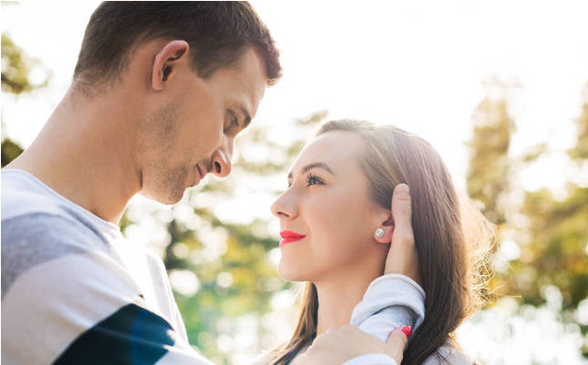 婚外情是否有真爱（婚外请能维持多久）