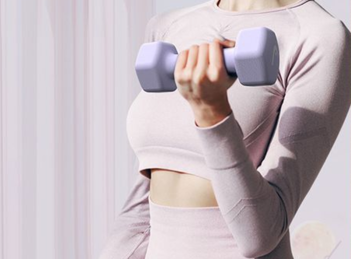 女生健身成功案例分享，教你如何塑造完美身材