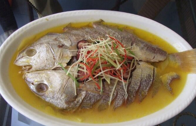 女生健身食谱图解，轻松塑造完美身材