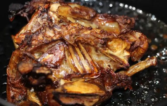 吃鸽子肉可以补精子吗（请问吃鸽子肉可以补肾吗）
