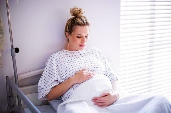 女性保健顺产还是剖腹产好（孕妇应该认真选择生产方式）