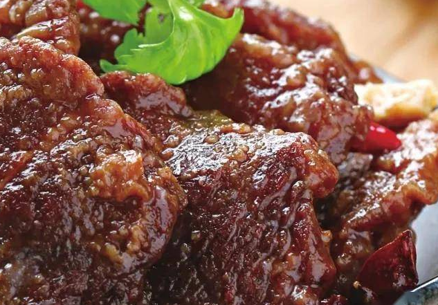 男人壮阳吃什么（男人要壮阳饮食应荤素搭配）