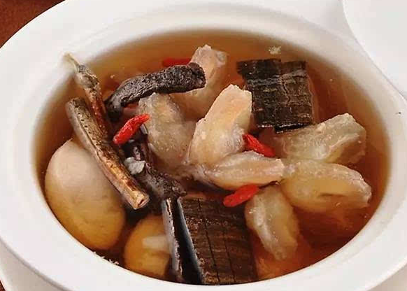 男人壮阳的四大饮食误区是什么（壮阳吃牛鞭壮阳不靠谱）