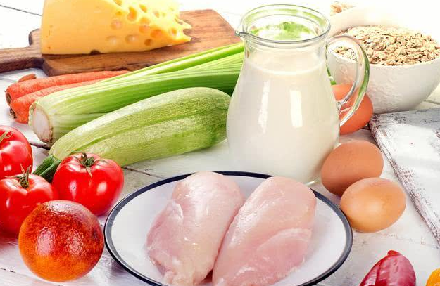 女性保健女人上了年纪还能吃肉吗（女性正确饮食方案）