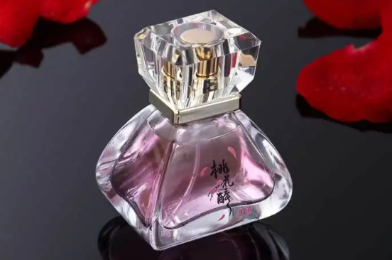 情趣香水多少钱（情趣香水有什么用）