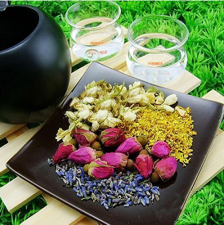 花草养生茶有哪些功效（花草养生茶饮用方法是什么）