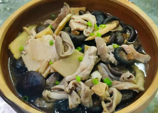 猪肚和什么炖最有营养（饮食养生的药膳方）