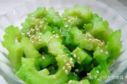 生活小贴士（吃苦瓜的养生与禁忌分别是什么）