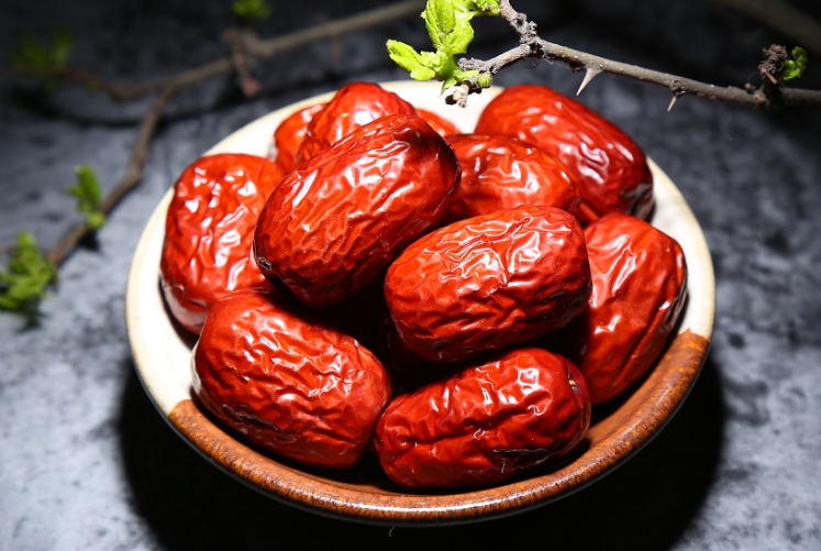 男人补肾吃什么食物效果好（男人补肾吃什么食材最好）