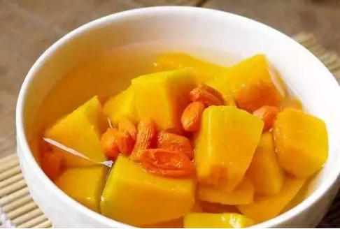 秋季滋补养生吃什么好（秋季滋补养生食谱相关介绍）