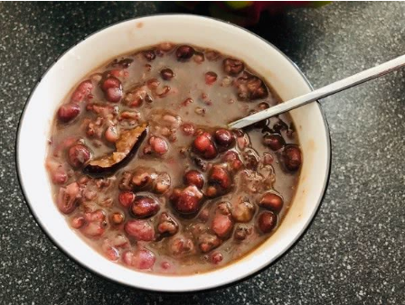 红豆绿豆山楂红枣对减肥有效吗（减肥期间可饮用红豆薏米汤）
