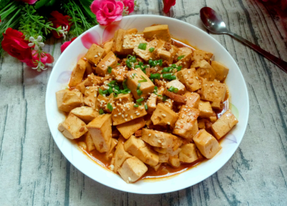 4种菜隔夜了决不能再吃（吃隔夜菜小心中毒!）