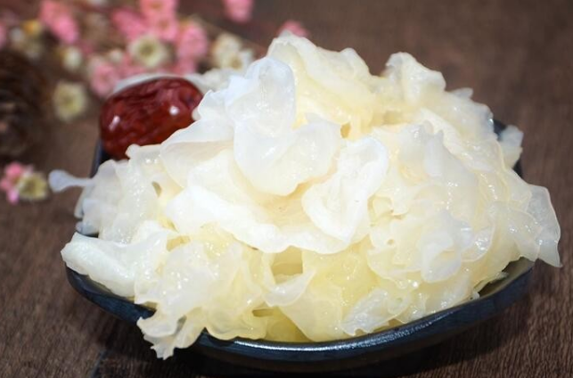 老年人冬季如何饮食养生（冬季多吃这5款食物养生效果好）