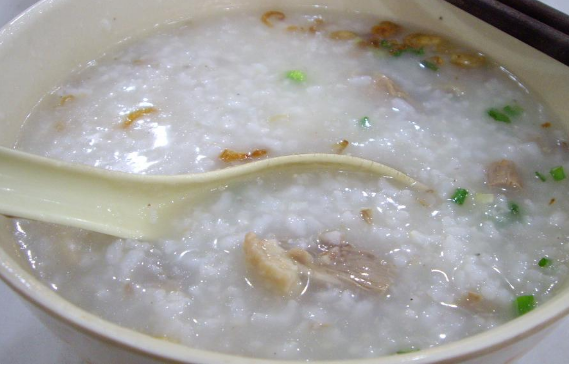 老年人养生吃什么好（推荐鸭肉粥可利湿消肿）