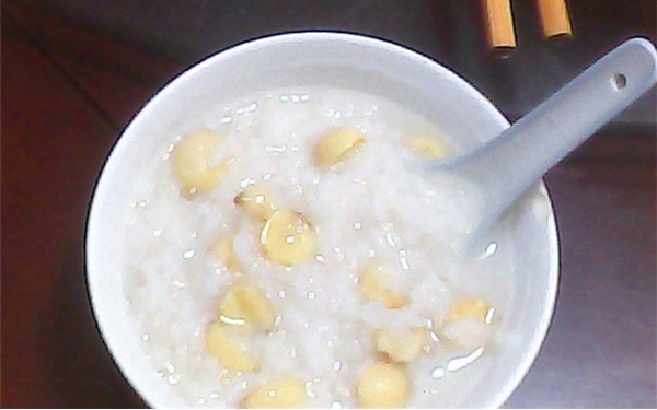 老人夏季养生最佳食谱推荐（补肝养胃安神）