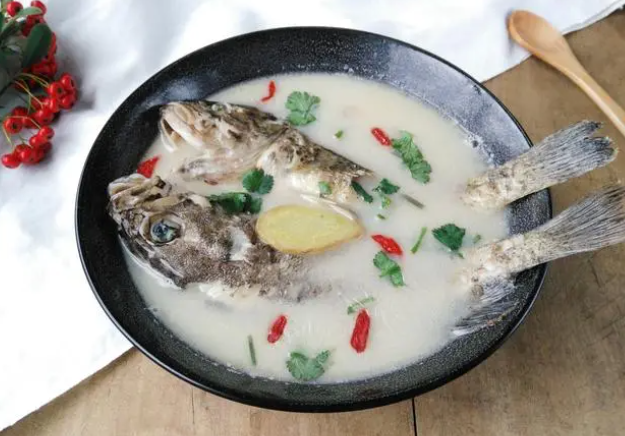 保护眼睛应补充什么营养物质（坚持五个饮食要点是关键）