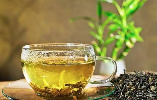 秋饮青茶解秋燥（18种保健养生茶推荐）