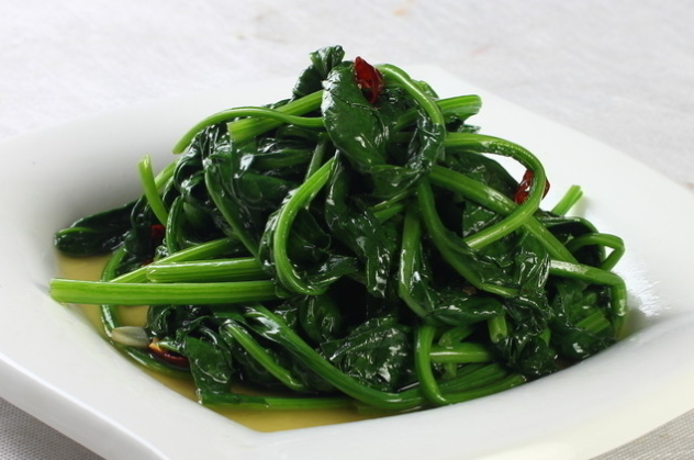 养生吃菠菜好吗(菠菜有哪些营养价值)