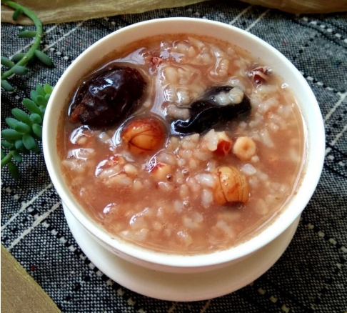 冬天吃什么养生（3款滋阴养肺食谱大推荐）