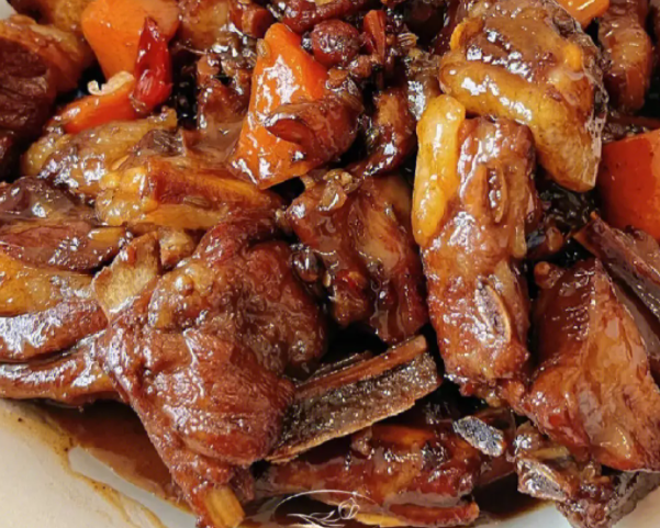 冬天如何做羊肉吃最滋补（冬季羊肉这样吃养生效果好）