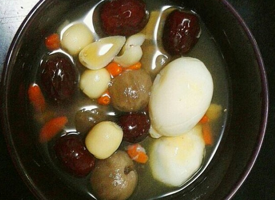 冬天期间吃什么养生食谱最好（养生食谱大全帮你健脾益肾）