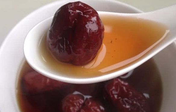 冬季寒冷吃什么食物好养生（冬季天寒多吃三钟食物养生保健）