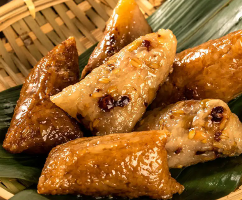 冷冻的熟粽子如何加热呢（冷冻的熟粽子加热的方法是什么）