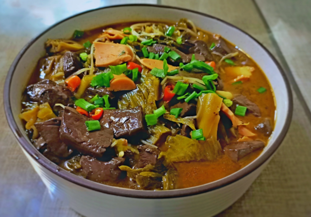 冬季饮食养生需要注意什么(饮食养生应牢记这4大饮食重点)