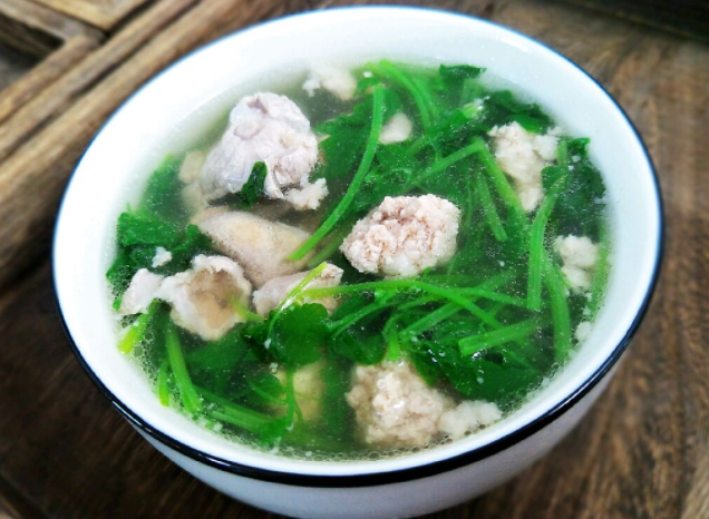 初冬排毒养生吃什么好（初冬排毒养颜多吃六款美食）