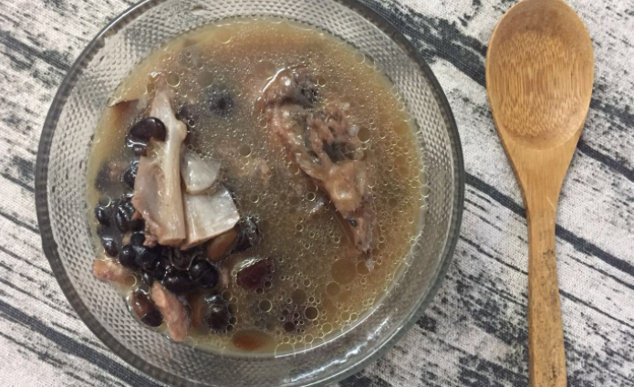 吃什么补肾活血（补肾活血推荐这三款食疗方）