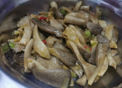 处暑节气养生怎么做(推荐多吃滋阴润燥的食物)