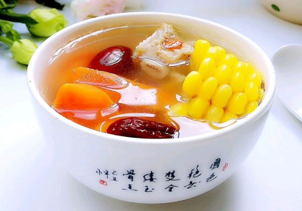 哪些食物能够带来护眼功效（5种护眼食物保护眼睛功效不同）