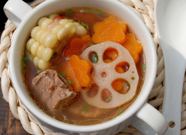 四对黄金搭配的护眼食物要多吃(明亮的你的双眸保护眼睛)