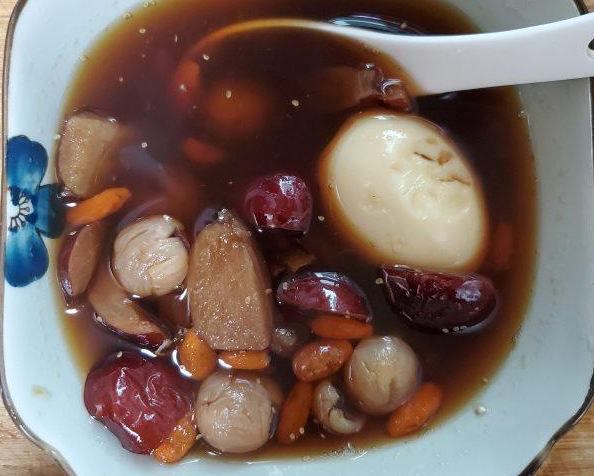 夏天吃什么补血效果好（夏天多吃五种食物养血效果佳）