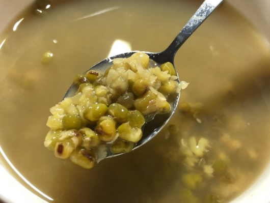 夏天心烦易怒怎么办（推荐8种食物清热消暑又养生）