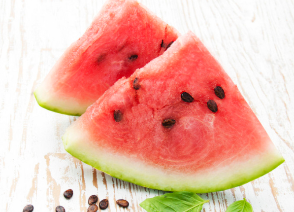 夏季养生吃什么好（夏天养生不能少的3种蔬菜水果）