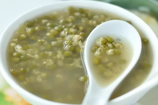 夏季如何用药膳养生（夏季养生药膳有哪些）