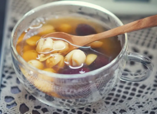 女人吃哪些食物具有补肾养卵巢的功效）