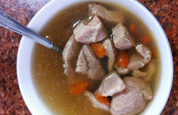 男人补肾吃什么效果好（男性常吃这10种食物补肾有奇效）