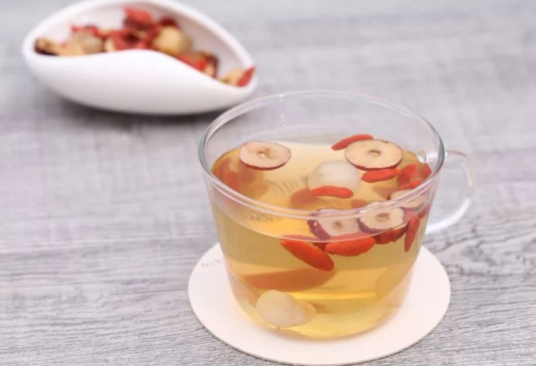 薏米红枣茶能养生吗（薏米红枣茶的养生效果怎么样）