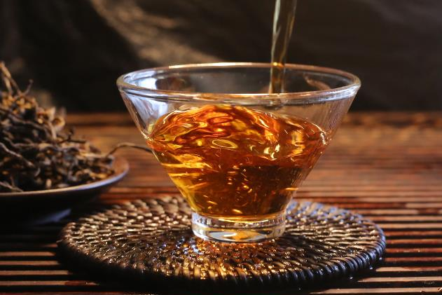 冬日喝什么茶最好（冬日可以喝花茶吗）