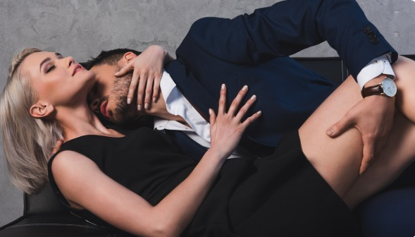 女性该怎么爱抚男性（分享适合男人最爽的爱抚调情法）