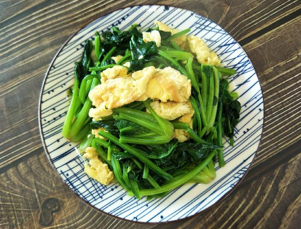 男人常吃什么食物对性生活好（盘点对性生活有帮助的食物）
