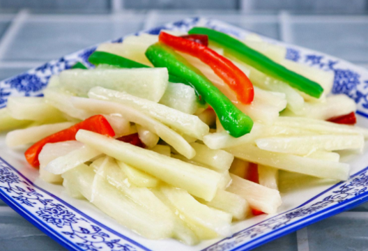 枸杞子炒菜怎么处理(枸杞叶怎么吃的做法)