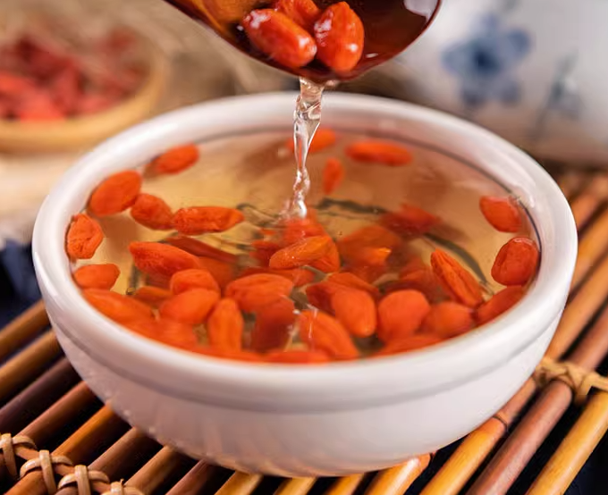 枸杞子茶功效(人参枸杞茶的功效)