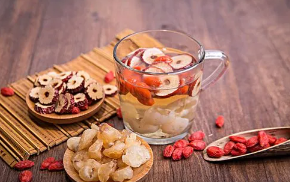 枸杞子茶怎么泡(枸杞红枣茶怎么泡)